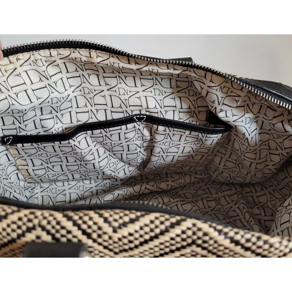 Danielle Nicole Handbag Purse Tote Crossbody Zip Close See Pics Flaw 0384‎ - Picture 7 of 9